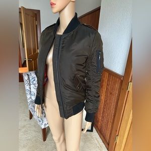 BCBGMAXAZRIA Bomber Jacket Size XXS in Army Green color